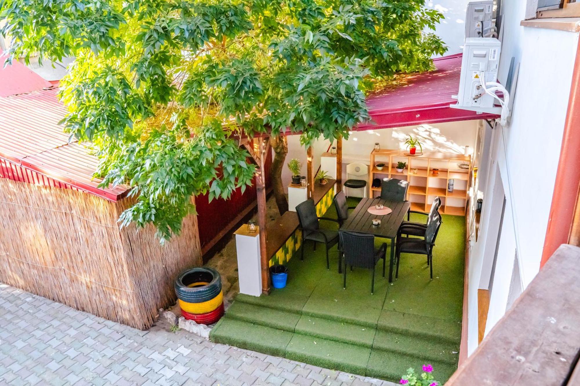 Hostel Sport ブカレスト エクステリア 写真