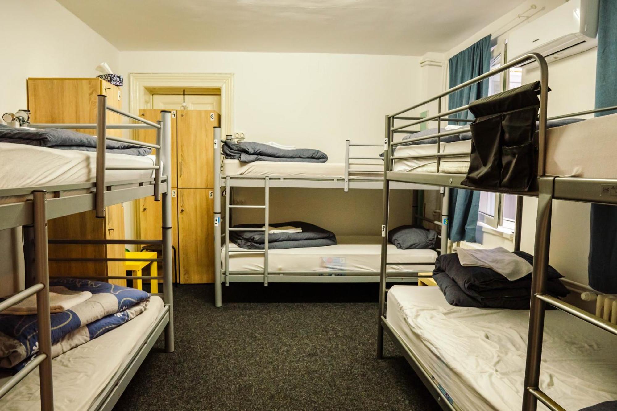 Hostel Sport ブカレスト エクステリア 写真